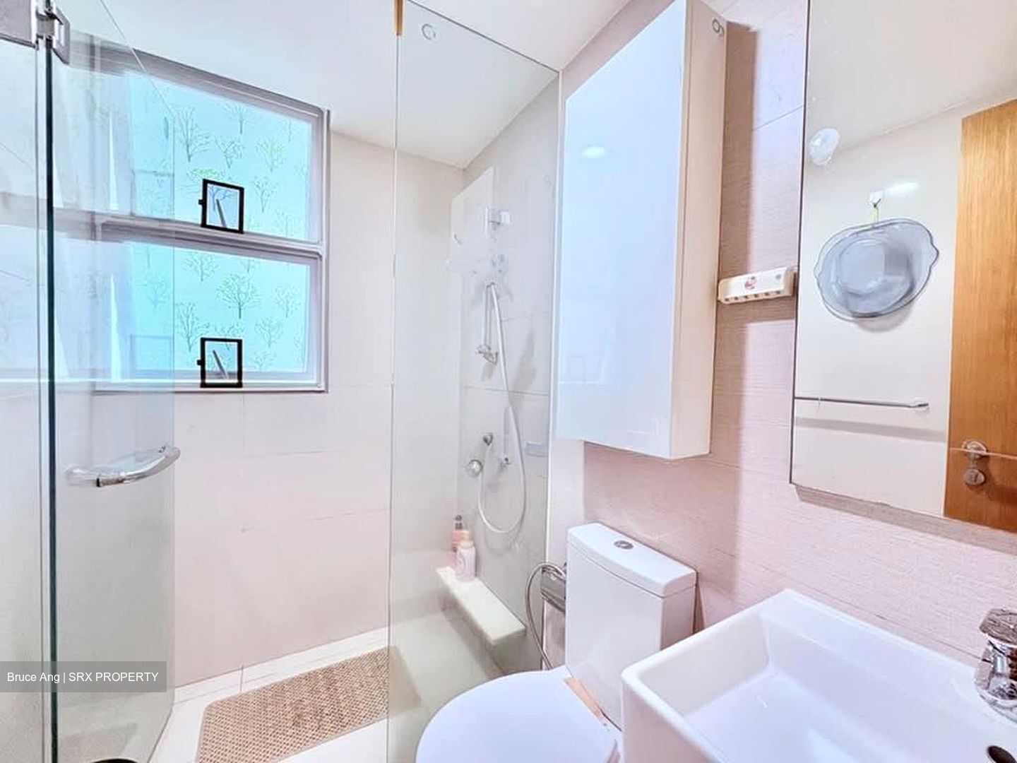Prive (D19), Condominium #568164901